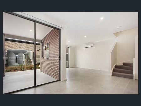 27 Parish Street, Marsden Park NSW 2765 - Townhouse For Rent | Domain - Photo 5