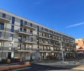 ERSTBEZUG im Dachgeschoss: 3 Zimmerwohnung mit Fußboden- und Deckenkühlung nahe der Alten Donau - Foto 3