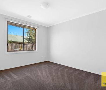 Spacious 3-Bedroom Family Home for Rent at 915 Sayers Road, Tarneit - Photo 3