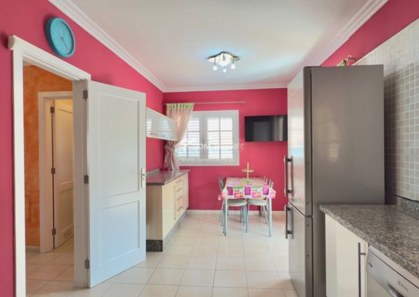 Chalet pareado · Alquiler a largo plazo ·