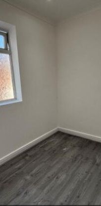 Hall Lane, L7 - Photo 1