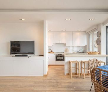 Appartement te huur in Knokke voor € 2.500 met 2 slaapkamers - Photo 2