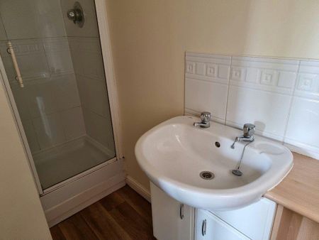 3 bedroom detached house to rent - Photo 5