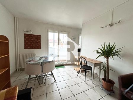 Appartement Fontenay Sous Bois 1 pièce(s) 20.26 m2 - Photo 2