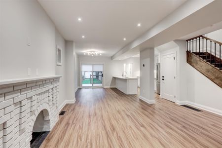 For Lease - 257 Westmount Avenue, Toronto, Ontario - Photo 4
