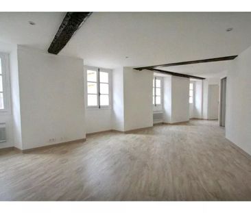 Location Appartement 2 pièces 52m² NICE 06300 - Photo 1