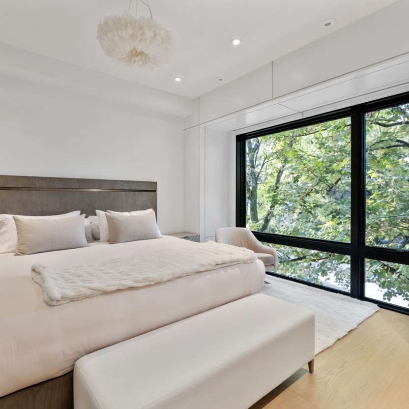 For Lease - 43 Summerhill Avenue, Toronto, Ontario - Photo 1
