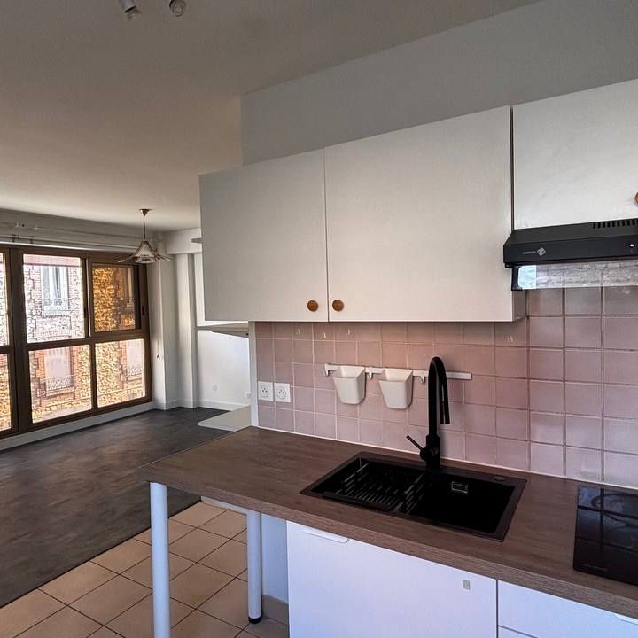 Location Appartement 1 pièce 29m² ENGHIEN LES BAINS 95880 - Photo 1