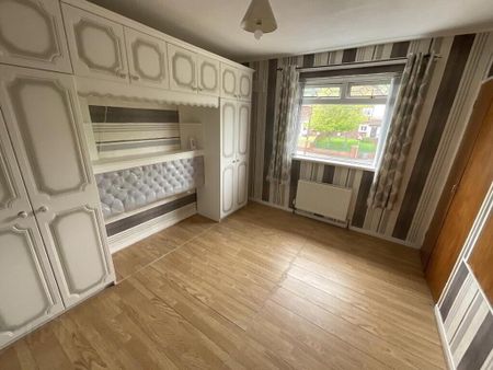 141 West Circular Road, Belfast, BT13 3QE - Photo 2