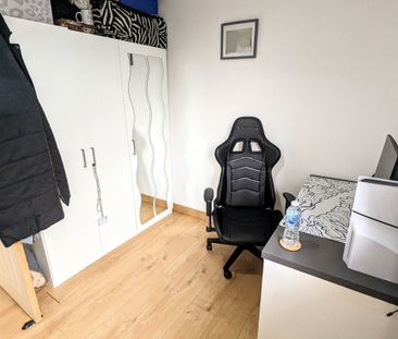 Pendre Crescent, Llanharan, PONTYCLUN - Photo 5