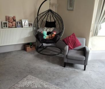 1 Bed Flat, Penkett Road, CH45 - Photo 1