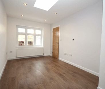 Studio Flat, Farm Avenue, HA2 - Photo 4