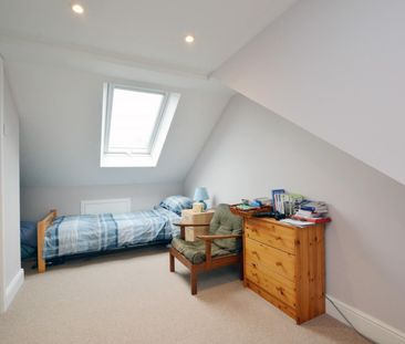 Coniston Close, Grove Park, W4 - Photo 4