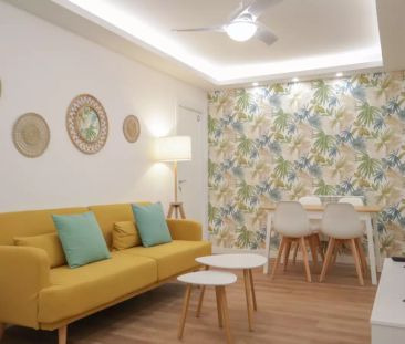 Double bed in Room in a shared 4-bedroom apartment for rent in Geta... - Foto 3