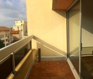 Location Appartement 2 pièces 36m² MARSEILLE 10ème - Photo 4