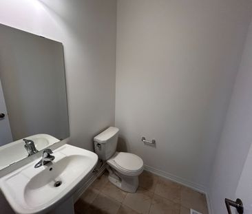 For Lease - 474 Provident Way Unit# 49, Hamilton, Ontario - Photo 5