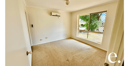 Spacious 4-Bedroom Brick Home in Prime Avoca Location - SHED SHED SHEDS - Photo 5