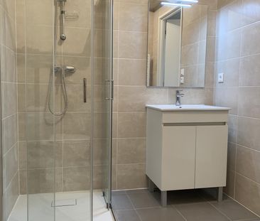 NEUILLY PLAISANCE * AVENUE VICTOR HUGO * - Photo 3