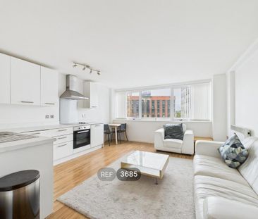 Studio to rent - Photo 2