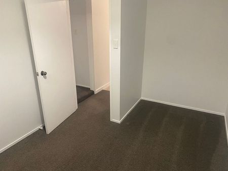 Separate unit behind our main house - Photo 2