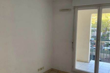 A LOUER 3 P PROXIMITE CENTRE CANNES - Photo 3