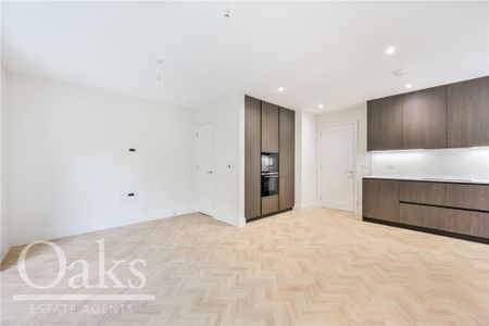 4 bedroom semi-detached house to rent - Photo 2