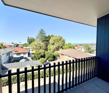 3/1 Griffiths Street, Charlestown - Photo 1