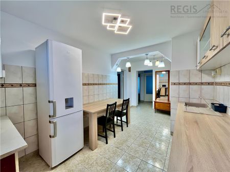 Apartament Decomandat cu 3 Camere si Parcare in Tractorul - Photo 5
