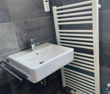 Hochwertig modernisiertes Maisonette-Appartement in E-Steele unweit... - Photo 3