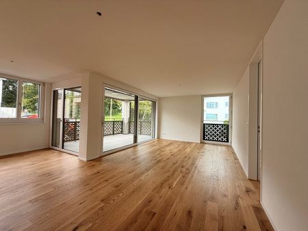 Wunderschöne 3.5-Zimmer-Gartenwohnung in Rümlang – stilvoller Neubau mit hohem Wohnkomfort - Foto 3