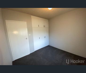 1/12 Gilmore Place, Queanbeyan West, NSW 2620 - Photo 3