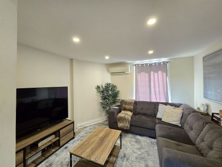 For Lease - 18 Ewing Street Unit# 2, Halton Hills, Ontario - Photo 4