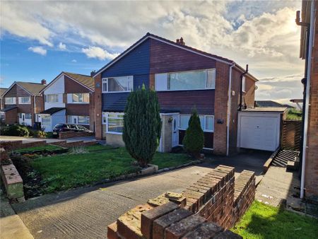 3 bedroom semi-detached house to rent - Photo 5