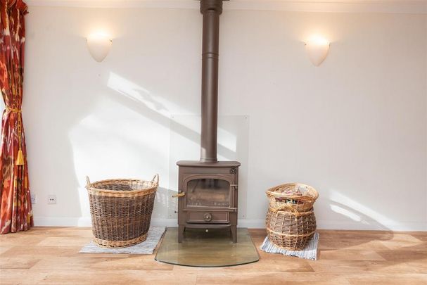 4 bedroom house to rent - Photo 1