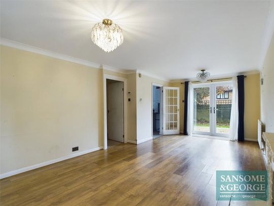 3 bedroom semi-detached house to rent - Photo 1