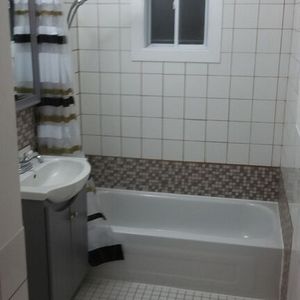 Rosemont, 3 1/2 24E Ave - Photo 2