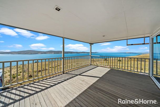 328 Droughty Point Road, Rokeby, TAS 7019 - Photo 1