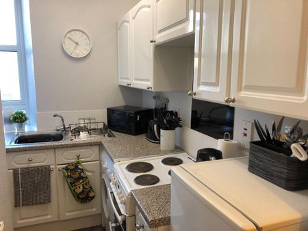 2 bedroom flat to rent - Photo 5