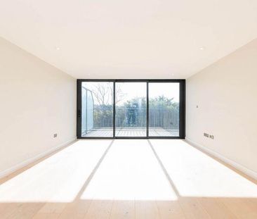 2 bedroom penthouse to rent - Photo 3