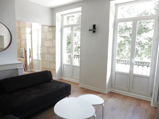 Location Appartement 2 pièces 47m² BORDEAUX 33000 - Photo 1