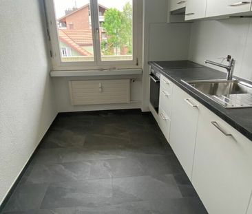 Helle, sanierte 2.5-Zimmer-Wohnung in Flawil - Photo 3