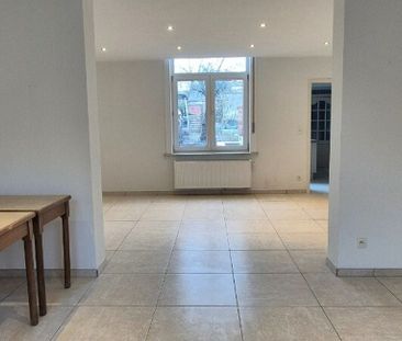 Woning te huur in Nieuwkerke voor € 850 met 5 slaapkamers - Photo 2