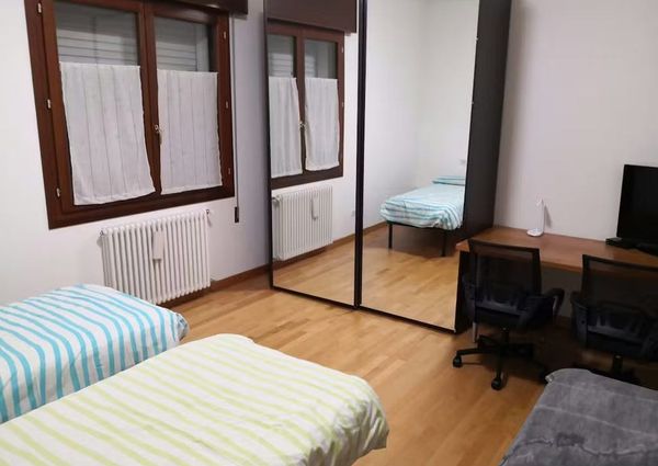 Via Vecchia, Padova, Veneto 35127