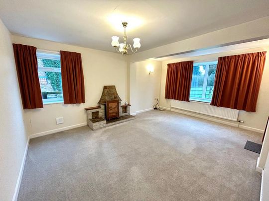 3 bedroom bungalow to rent - Photo 1