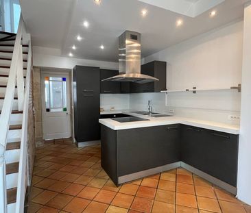 Location Maison 5 pièces 105m² NIORT 79000 - Photo 4