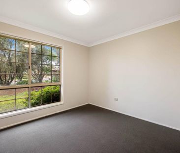 Beautiful Low Maintenance Brick Home - Photo 4