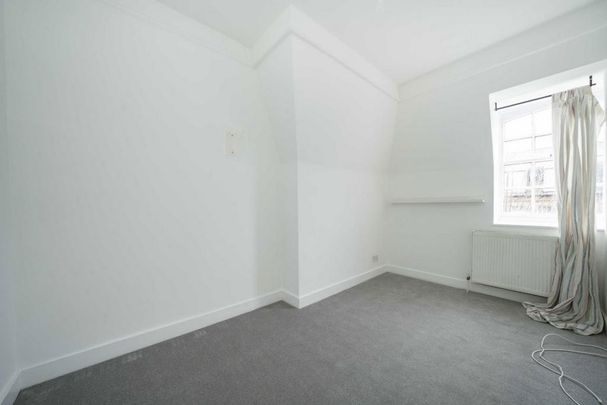 3 bedroom flat to rent - Photo 1