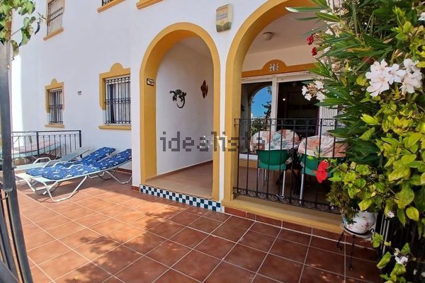 Alquiler de casa o chalet en La Zenia - Photo 1