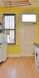 Room in a Shared House, Roundhay View, LS8 - Photo 3