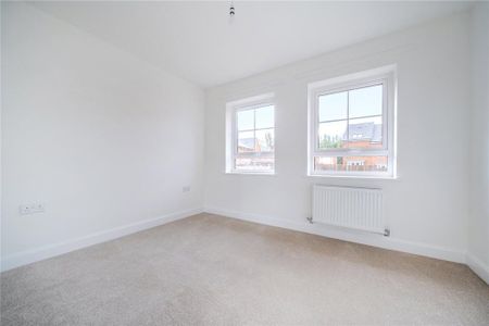 3 bedroom terraced house to rent - Photo 4